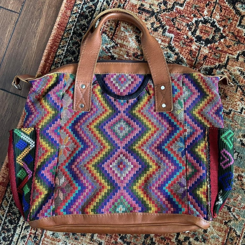 Nena & Co. rainbow Diamond CDB
